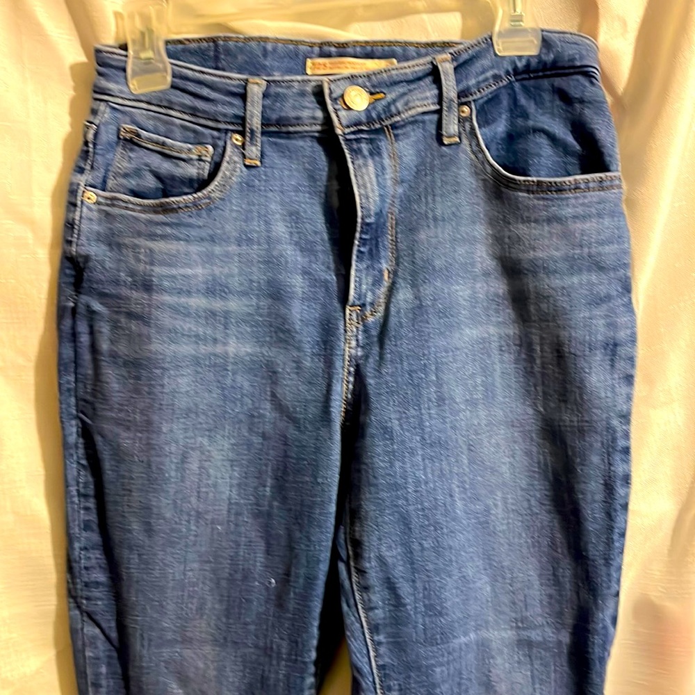 Levi jeans